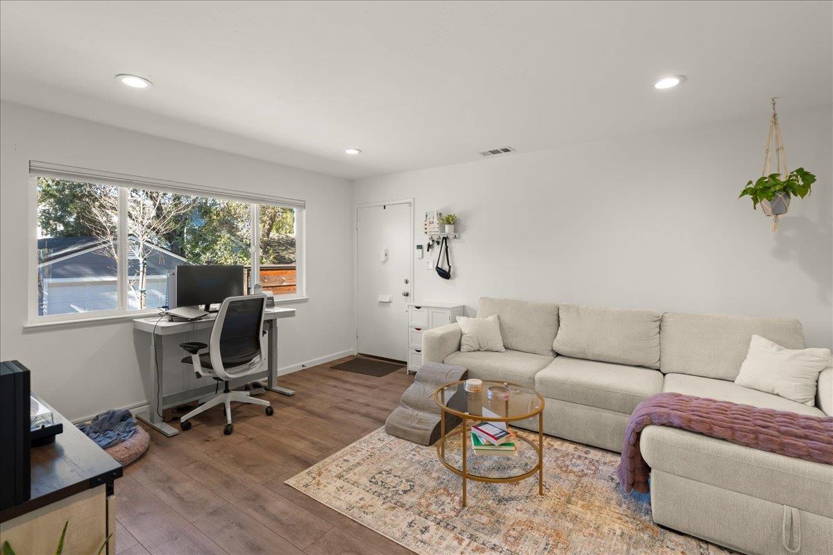 Detail Gallery Image 6 of 23 For 16 Terrace Ct, Los Gatos,  CA 95030 - 5 Beds | 3 Baths