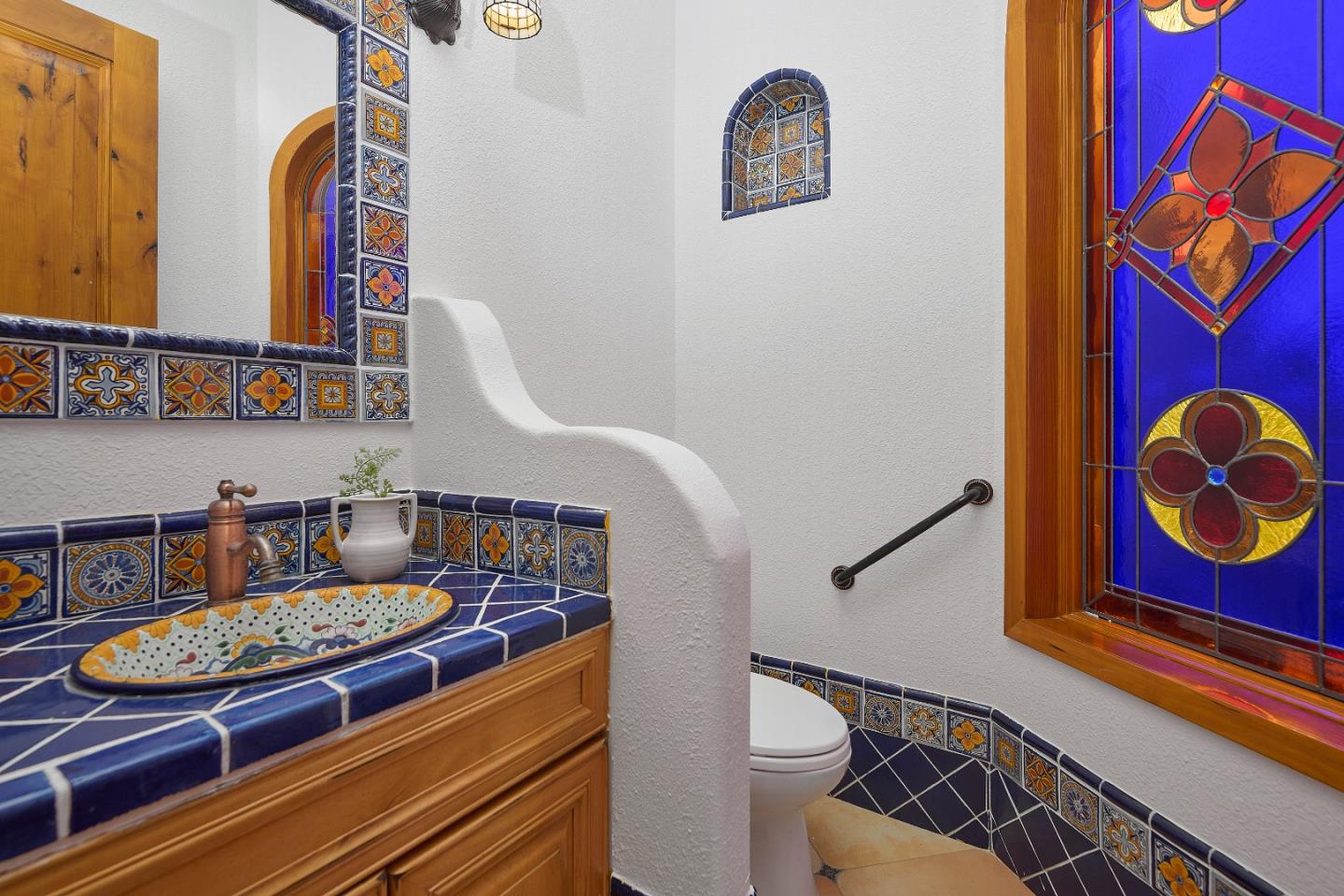 Detail Gallery Image 19 of 27 For 17035 Bohlman Rd, Saratoga,  CA 95070 - 4 Beds | 2/1 Baths