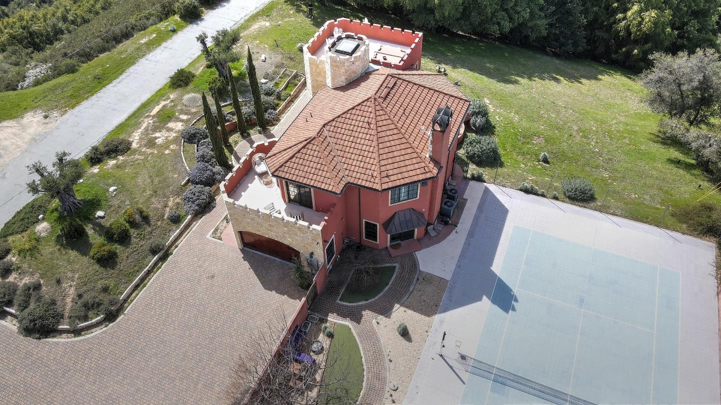 Detail Gallery Image 27 of 27 For 17035 Bohlman Rd, Saratoga,  CA 95070 - 4 Beds | 2/1 Baths