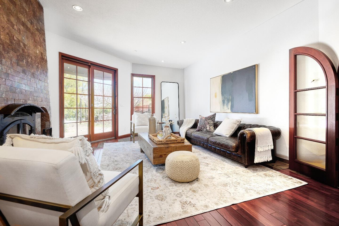 Detail Gallery Image 7 of 27 For 17035 Bohlman Rd, Saratoga,  CA 95070 - 4 Beds | 2/1 Baths