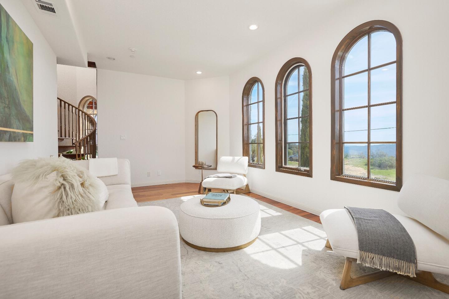 Detail Gallery Image 8 of 27 For 17035 Bohlman Rd, Saratoga,  CA 95070 - 4 Beds | 2/1 Baths