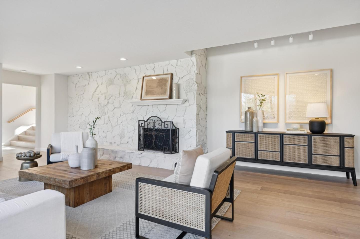 Detail Gallery Image 17 of 64 For 204 Vista De Sierra, Los Gatos,  CA 95030 - 3 Beds | 2 Baths