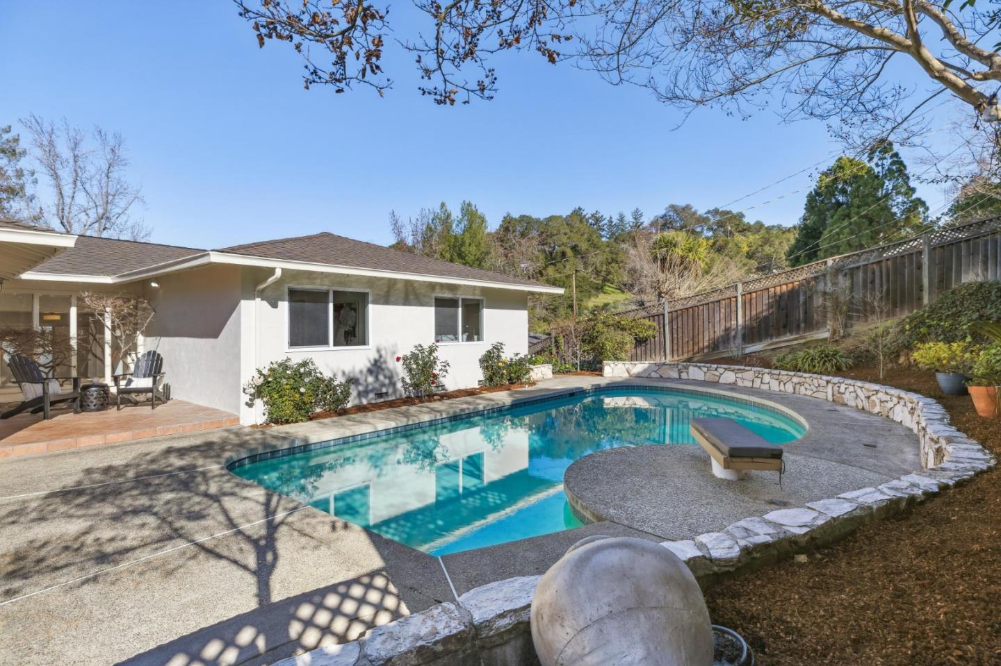 Detail Gallery Image 45 of 64 For 204 Vista De Sierra, Los Gatos,  CA 95030 - 3 Beds | 2 Baths