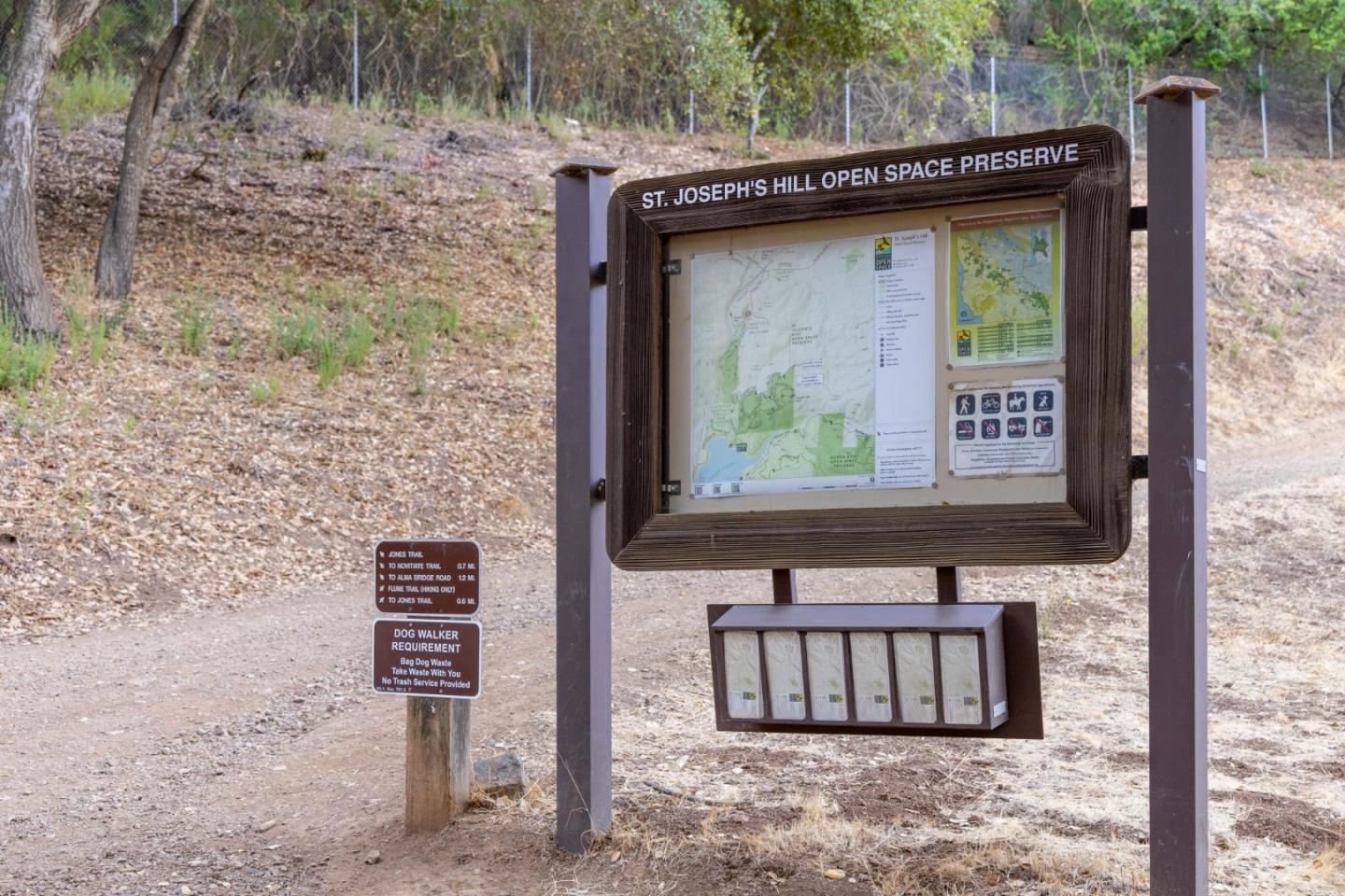 Detail Gallery Image 61 of 64 For 204 Vista De Sierra, Los Gatos,  CA 95030 - 3 Beds | 2 Baths