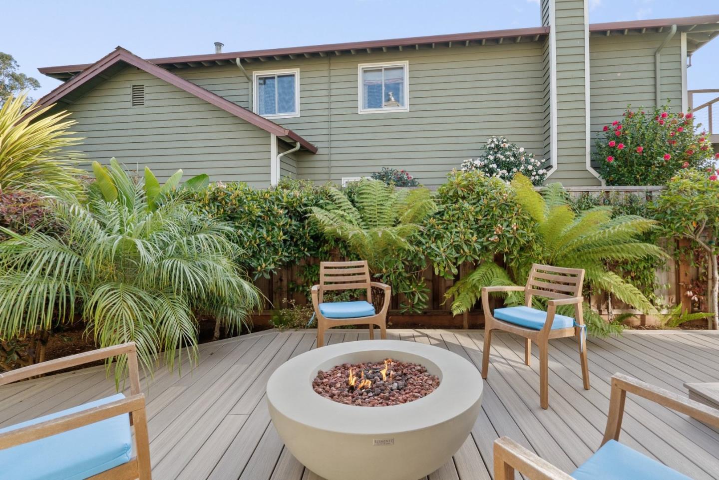 Detail Gallery Image 14 of 45 For 3705 Tiffani Ct, Santa Cruz,  CA 95065 - 3 Beds | 2/1 Baths
