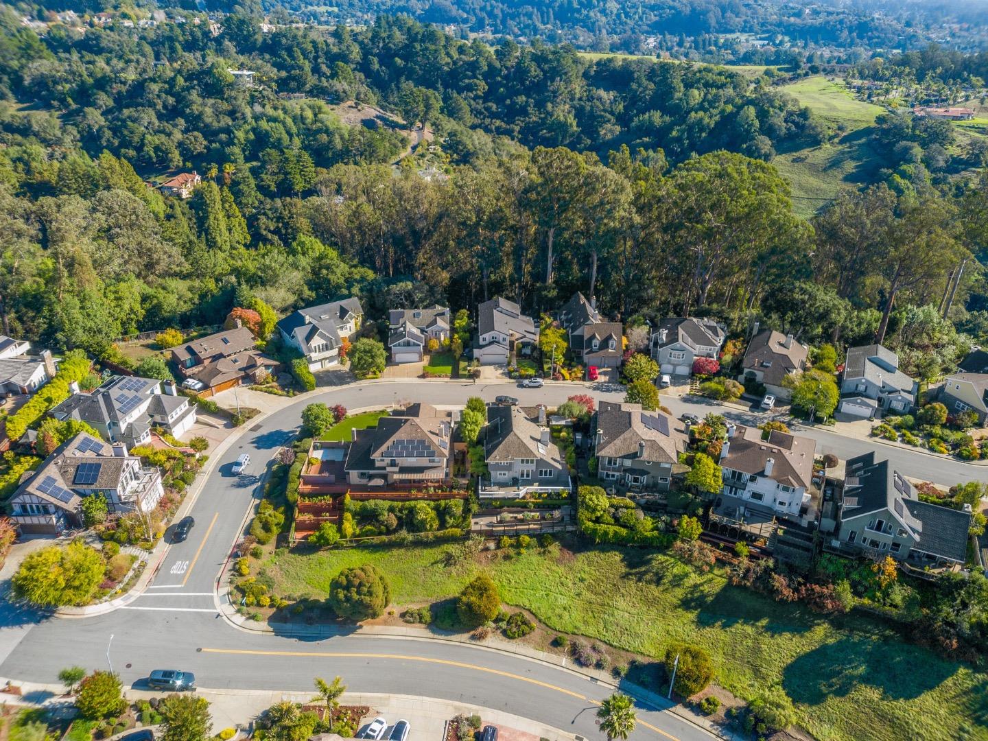 Detail Gallery Image 37 of 45 For 3705 Tiffani Ct, Santa Cruz,  CA 95065 - 3 Beds | 2/1 Baths