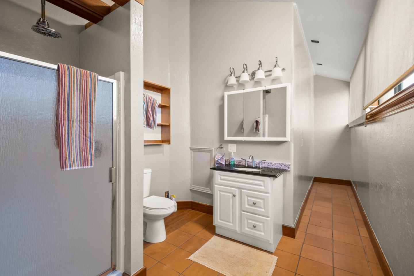 Detail Gallery Image 21 of 40 For 2216 Clarke Ave, East Palo Alto,  CA 94303 - 7 Beds | 6 Baths