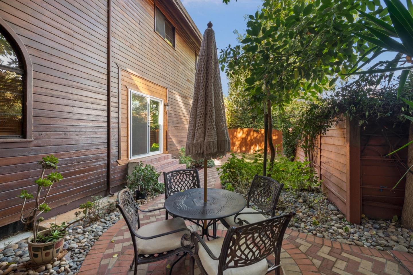 Detail Gallery Image 40 of 40 For 2216 Clarke Ave, East Palo Alto,  CA 94303 - 7 Beds | 6 Baths