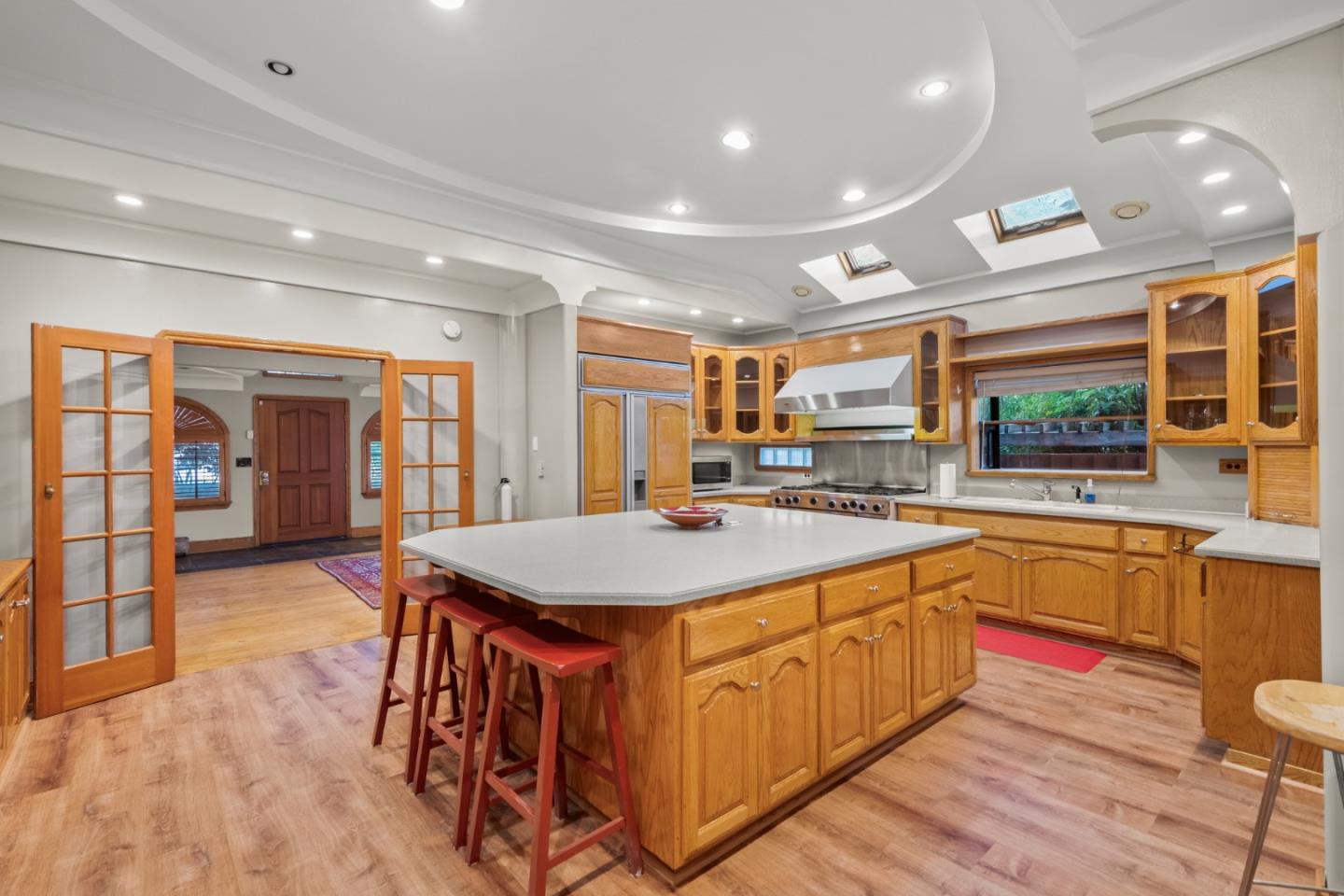 Detail Gallery Image 7 of 40 For 2216 Clarke Ave, East Palo Alto,  CA 94303 - 7 Beds | 6 Baths