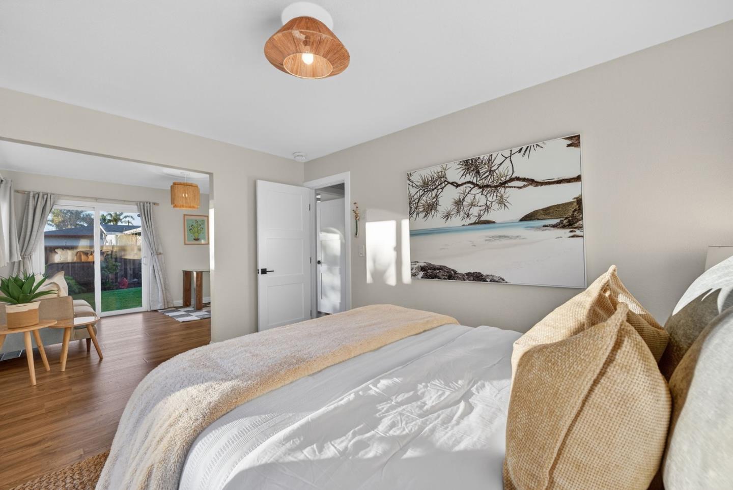 Detail Gallery Image 11 of 26 For 1500 Dougmar Dr, Santa Cruz,  CA 95062 - 4 Beds | 2 Baths