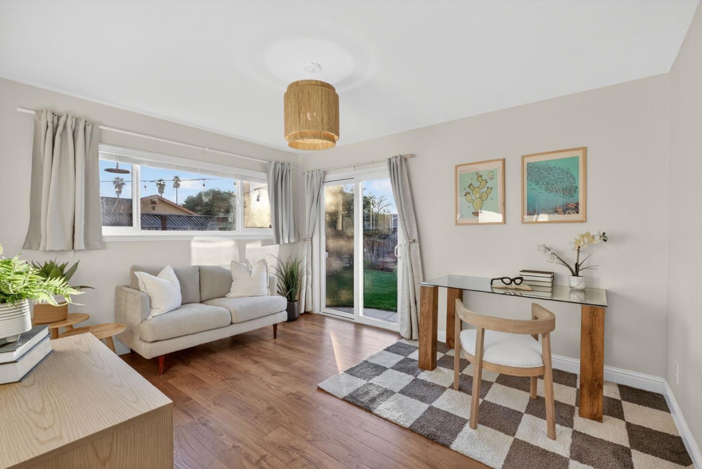 Detail Gallery Image 12 of 26 For 1500 Dougmar Dr, Santa Cruz,  CA 95062 - 4 Beds | 2 Baths