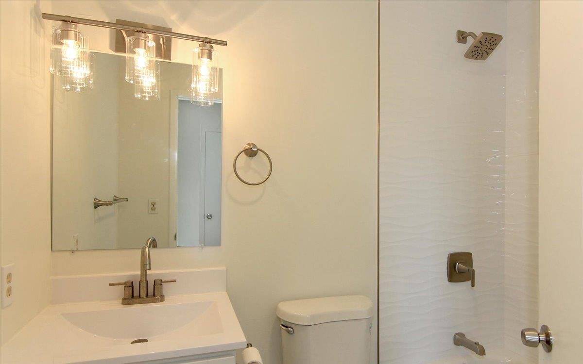 Detail Gallery Image 10 of 18 For 4435 Diamond St #2,  Capitola,  CA 95010 - 2 Beds | 1 Baths