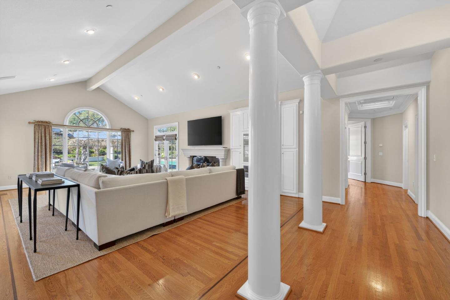 Detail Gallery Image 17 of 39 For 18800 Bella Vina, Saratoga,  CA 95070 - 4 Beds | 5/1 Baths