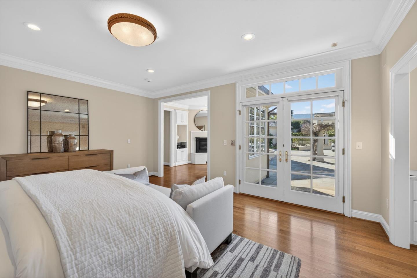 Detail Gallery Image 24 of 39 For 18800 Bella Vina, Saratoga,  CA 95070 - 4 Beds | 5/1 Baths