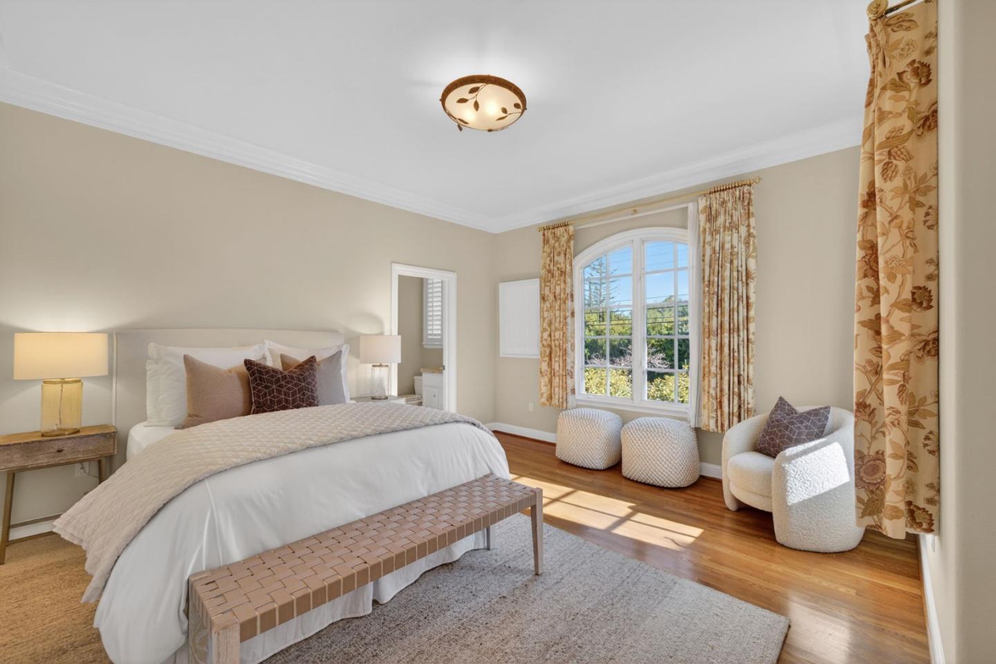 Detail Gallery Image 32 of 39 For 18800 Bella Vina, Saratoga,  CA 95070 - 4 Beds | 5/1 Baths