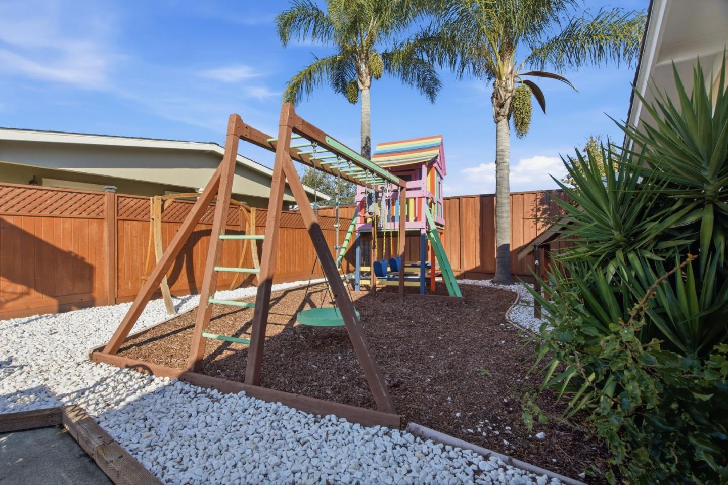 Detail Gallery Image 25 of 42 For 1061 Shamrock Dr, Campbell,  CA 95008 - 4 Beds | 3 Baths