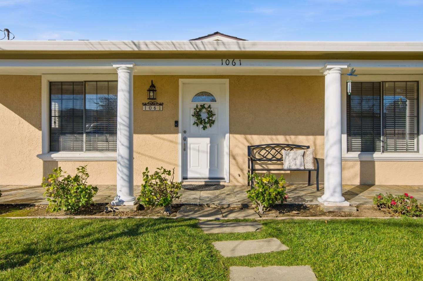 Detail Gallery Image 3 of 42 For 1061 Shamrock Dr, Campbell,  CA 95008 - 4 Beds | 3 Baths