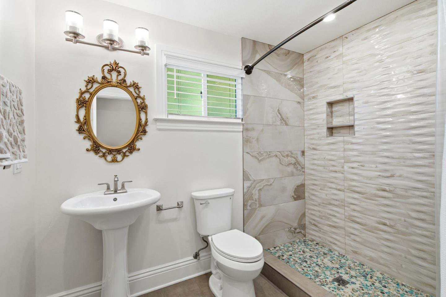 Detail Gallery Image 34 of 42 For 1061 Shamrock Dr, Campbell,  CA 95008 - 4 Beds | 3 Baths