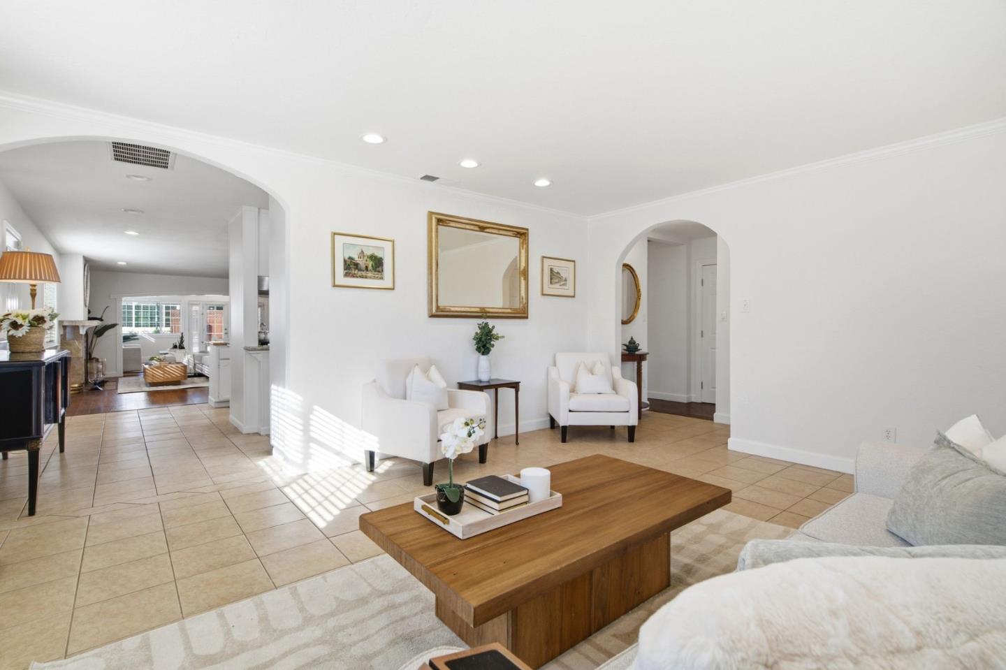 Detail Gallery Image 6 of 42 For 1061 Shamrock Dr, Campbell,  CA 95008 - 4 Beds | 3 Baths