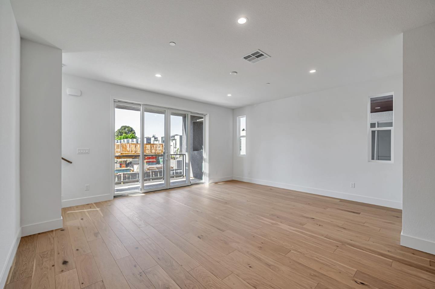 Detail Gallery Image 6 of 24 For 7007 Sunglow Ter, San Ramon,  CA 94583 - 4 Beds | 3/1 Baths