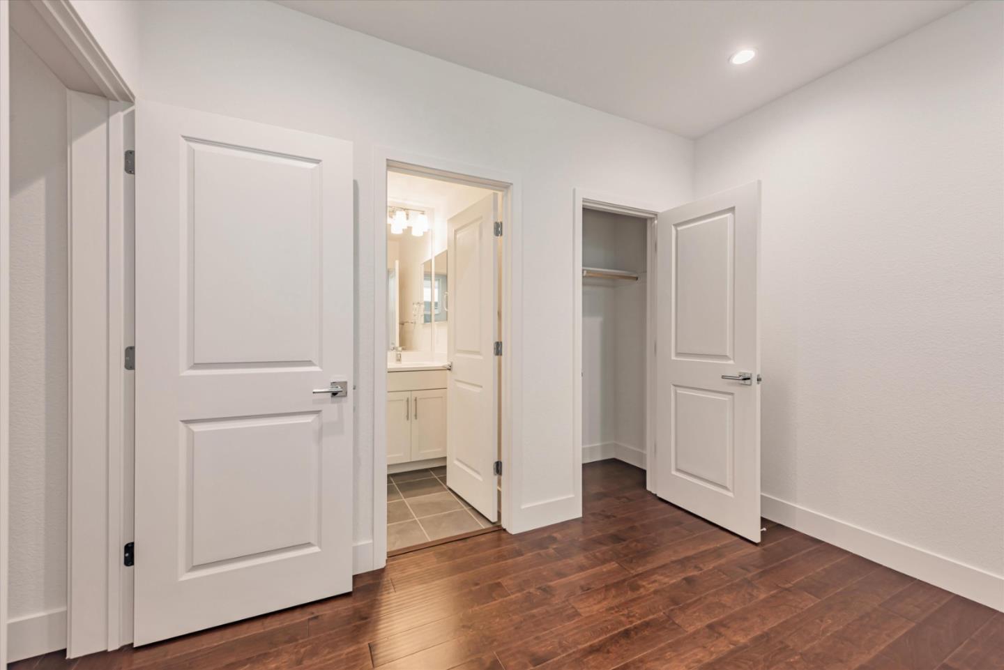 Detail Gallery Image 12 of 20 For 3310 Seashell Ter, San Ramon,  CA 94583 - 3 Beds | 3/1 Baths