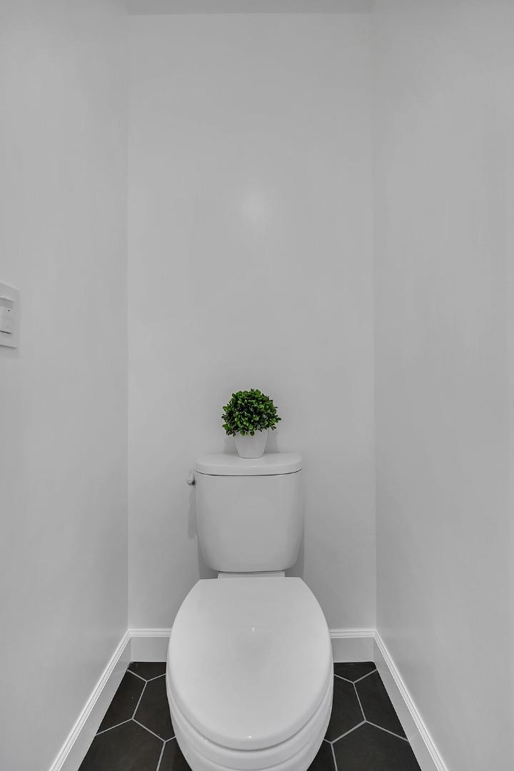 Detail Gallery Image 43 of 53 For 889 Mclellan Dr #210,  South San Francisco,  CA 94080 - 3 Beds | 2 Baths