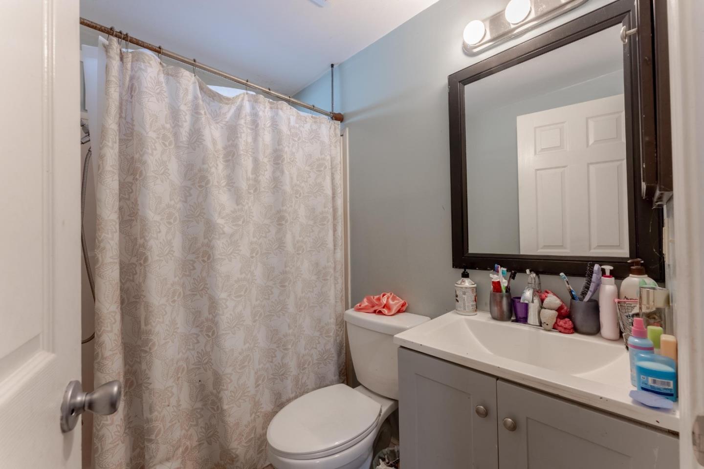 Detail Gallery Image 13 of 24 For 580 Ahwanee Ave #11,  Sunnyvale,  CA 94085 - 2 Beds | 2 Baths