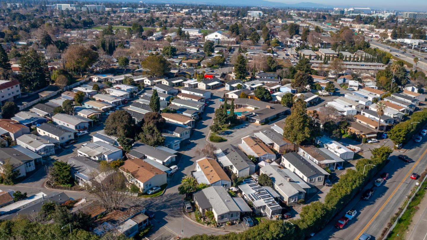 Detail Gallery Image 21 of 24 For 580 Ahwanee Ave #11,  Sunnyvale,  CA 94085 - 2 Beds | 2 Baths