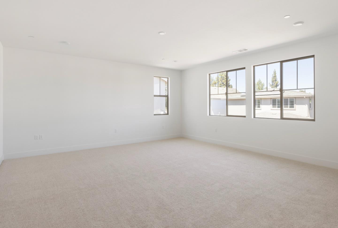 Detail Gallery Image 11 of 18 For 7376 Ailes Ct, Gilroy,  CA 95020 - 4 Beds | 3/1 Baths