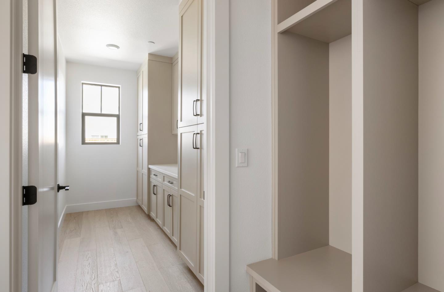 Detail Gallery Image 8 of 18 For 7376 Ailes Ct, Gilroy,  CA 95020 - 4 Beds | 3/1 Baths