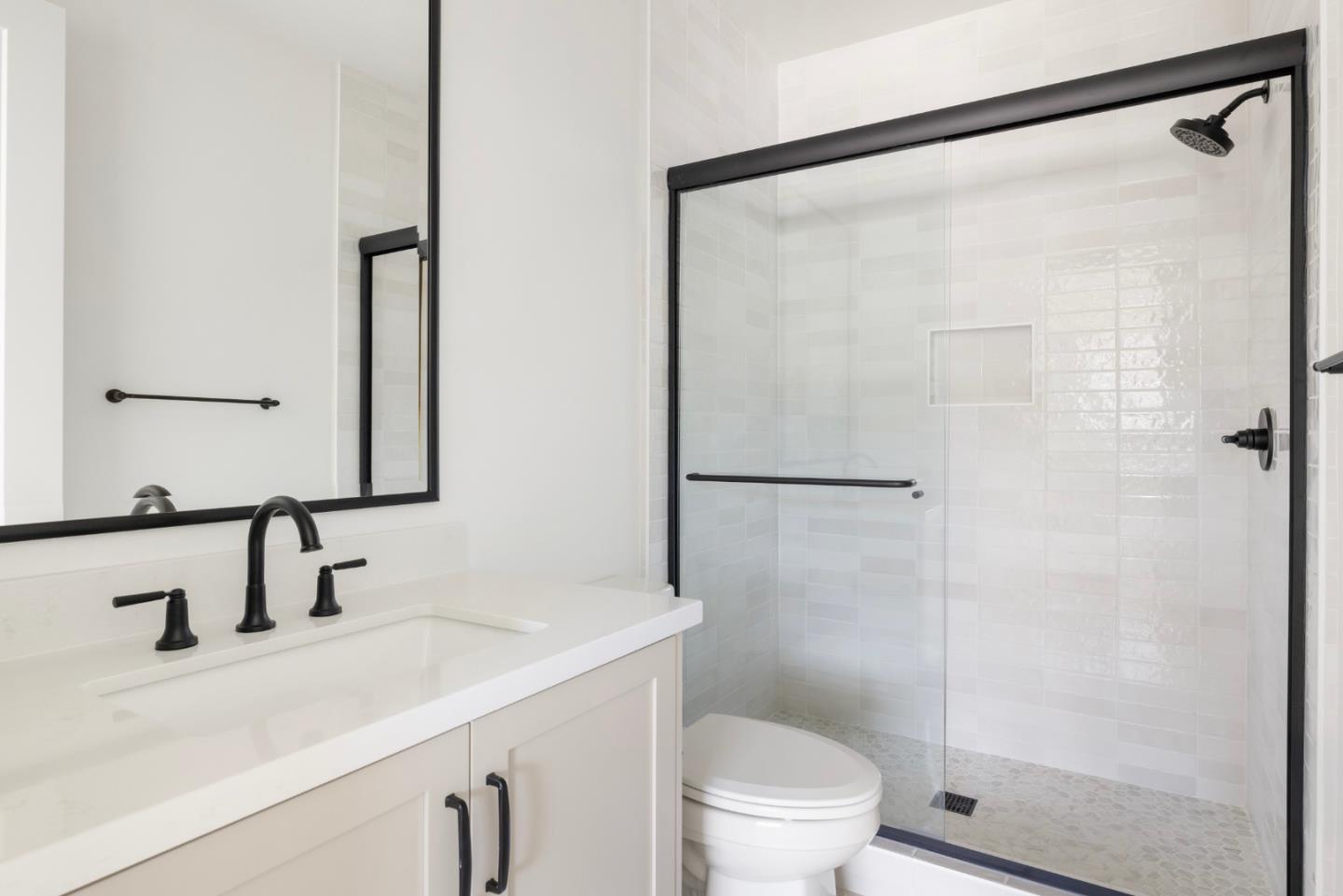 Detail Gallery Image 9 of 18 For 7376 Ailes Ct, Gilroy,  CA 95020 - 4 Beds | 3/1 Baths