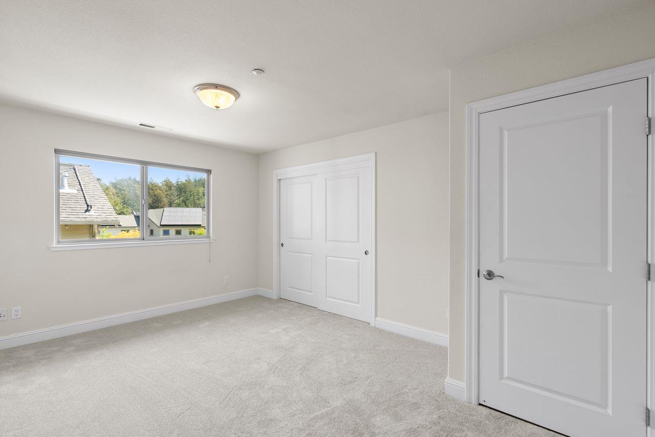 Detail Gallery Image 13 of 22 For 108 Misty Ct, Santa Cruz,  CA 95060 - 3 Beds | 3 Baths