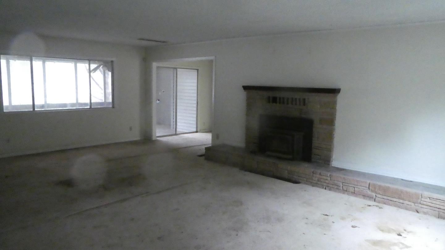 Detail Gallery Image 2 of 12 For 10230 Highway 9, Ben Lomond,  CA 95005 - 4 Beds | 2 Baths