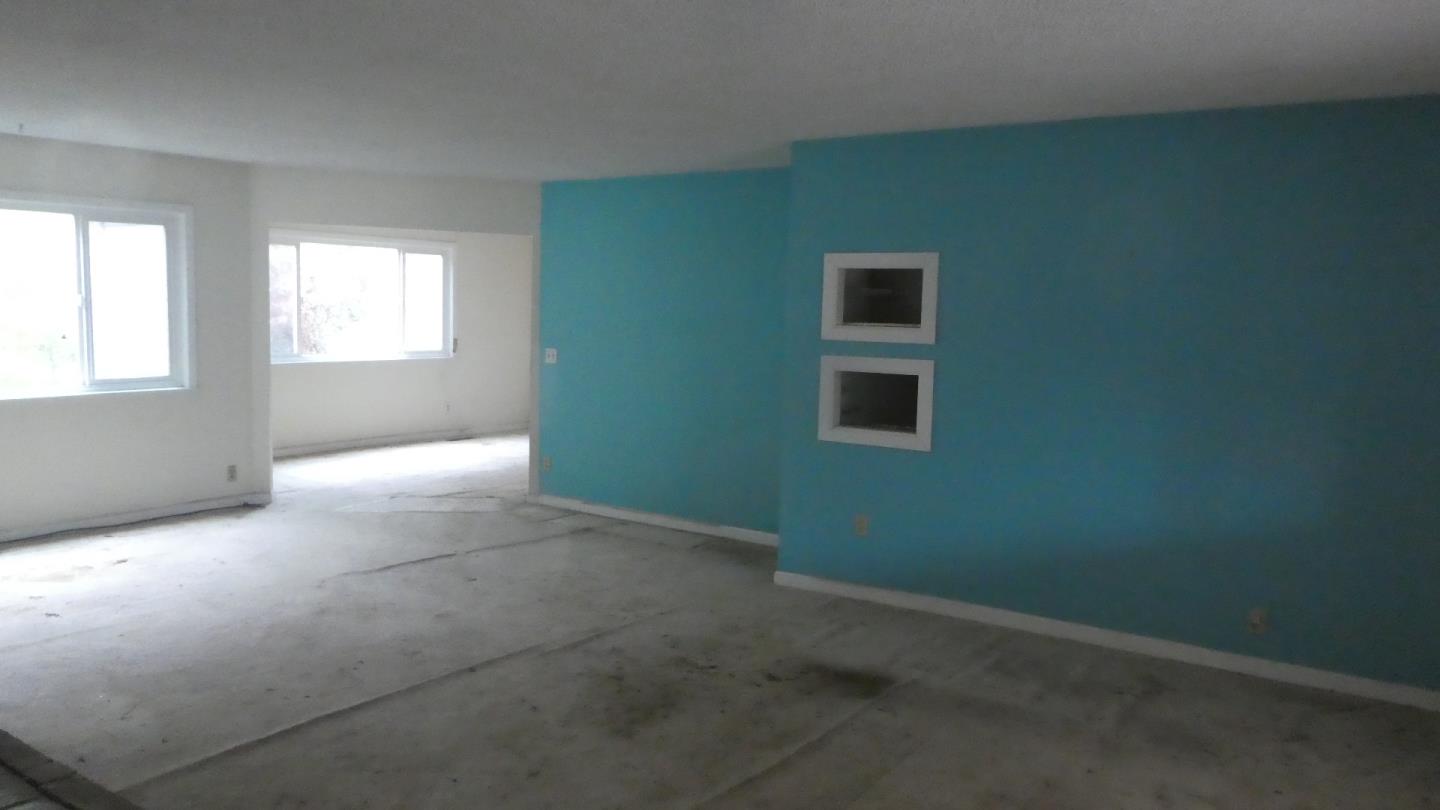 Detail Gallery Image 3 of 12 For 10230 Highway 9, Ben Lomond,  CA 95005 - 4 Beds | 2 Baths