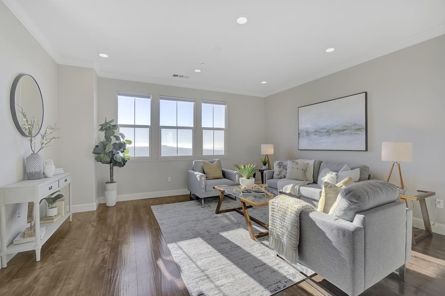 Detail Gallery Image 14 of 62 For 2001 Ocean View Ct #D,  Daly City,  CA 94014 - 4 Beds | 3 Baths