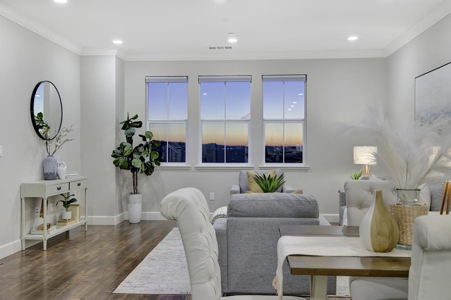 Detail Gallery Image 19 of 62 For 2001 Ocean View Ct #D,  Daly City,  CA 94014 - 4 Beds | 3 Baths