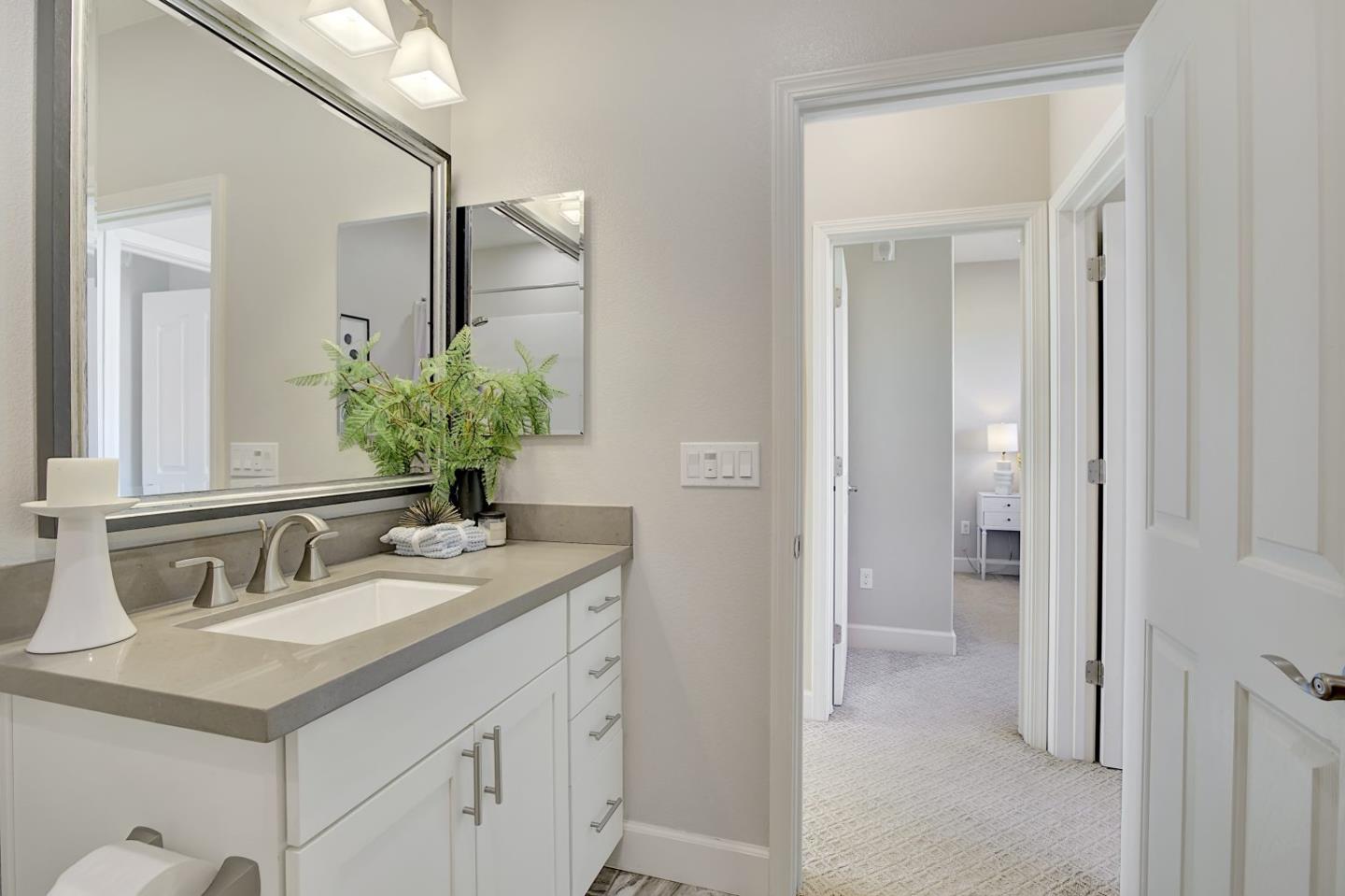 Detail Gallery Image 34 of 62 For 2001 Ocean View Ct #D,  Daly City,  CA 94014 - 4 Beds | 3 Baths