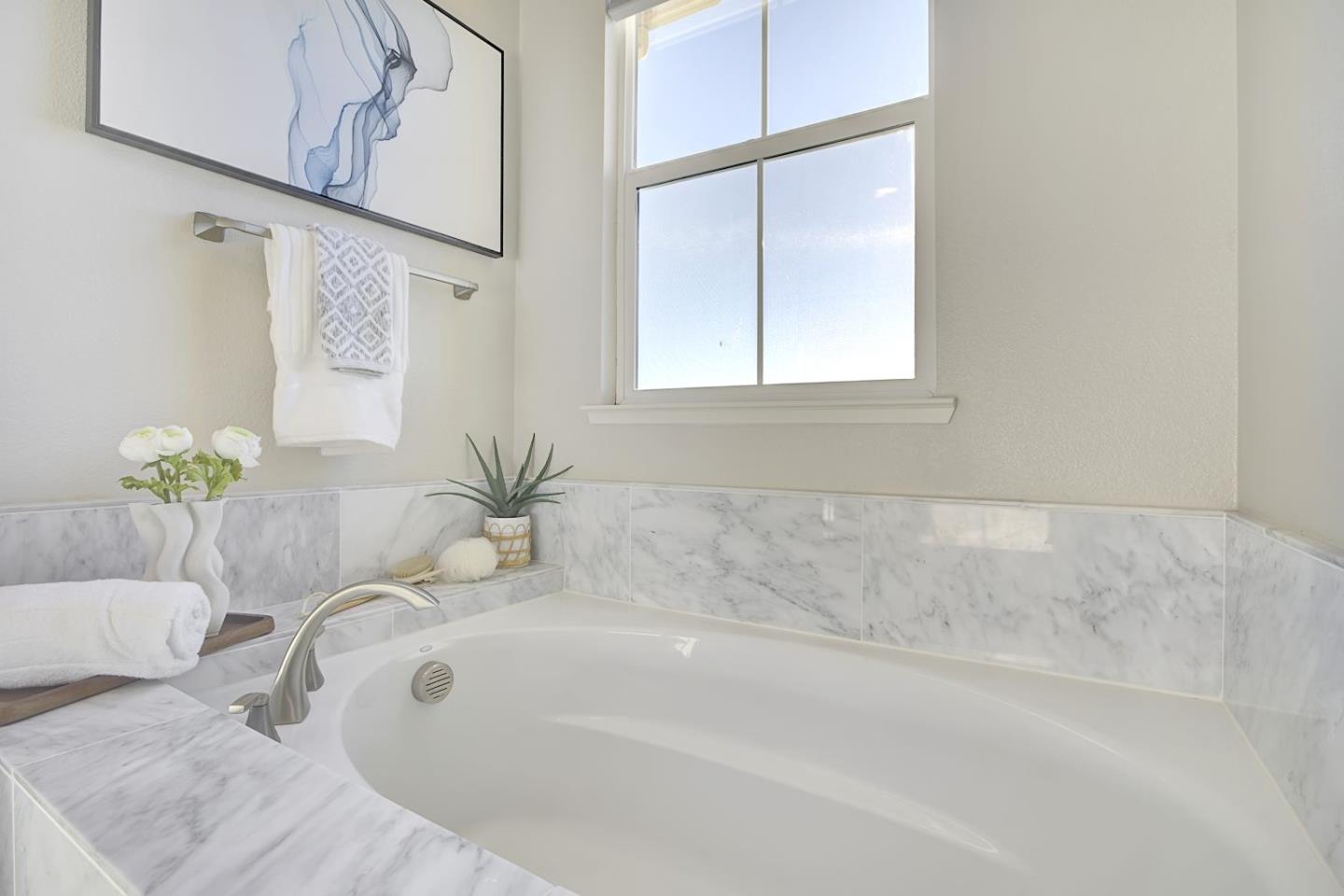 Detail Gallery Image 43 of 62 For 2001 Ocean View Ct #D,  Daly City,  CA 94014 - 4 Beds | 3 Baths