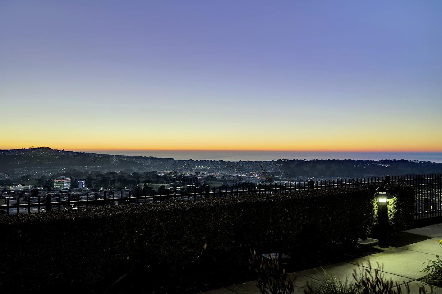 Detail Gallery Image 51 of 62 For 2001 Ocean View Ct #D,  Daly City,  CA 94014 - 4 Beds | 3 Baths