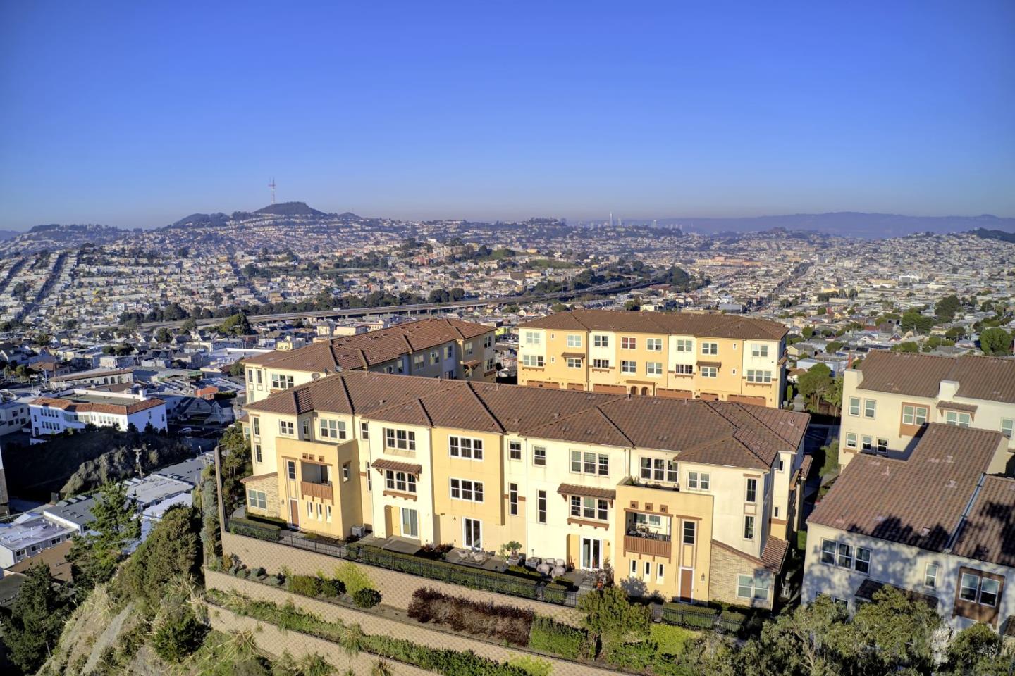 Detail Gallery Image 58 of 62 For 2001 Ocean View Ct #D,  Daly City,  CA 94014 - 4 Beds | 3 Baths