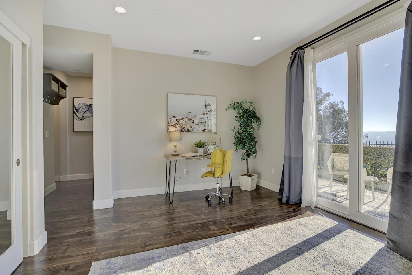 Detail Gallery Image 8 of 62 For 2001 Ocean View Ct #D,  Daly City,  CA 94014 - 4 Beds | 3 Baths