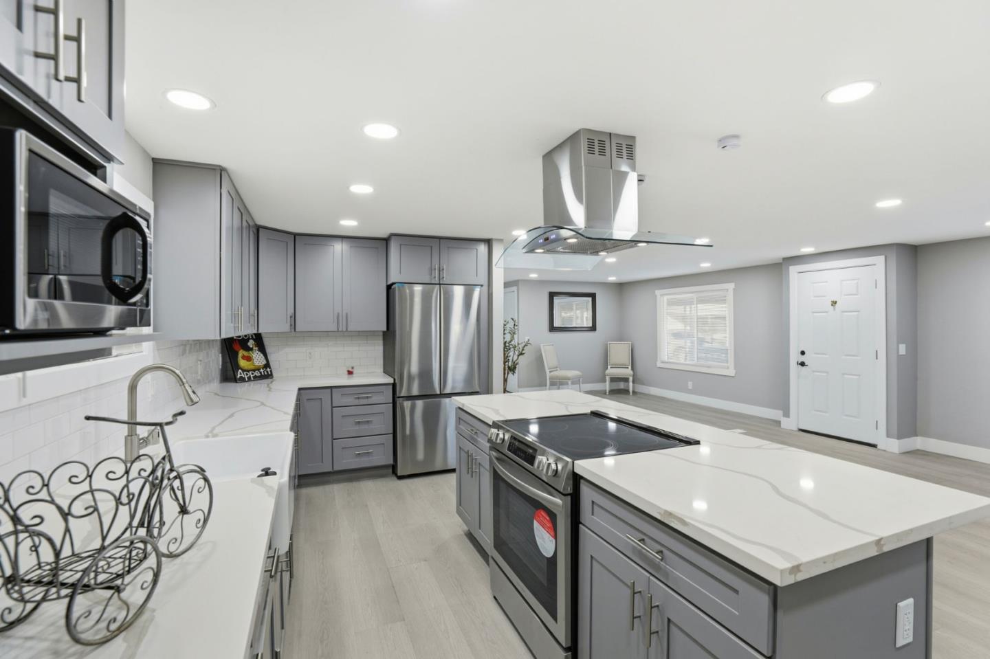 Detail Gallery Image 18 of 37 For 174 Redwood Ave #174,  Hollister,  CA 95023 - 4 Beds | 2 Baths