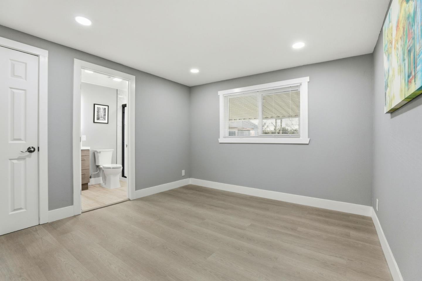 Detail Gallery Image 25 of 37 For 174 Redwood Ave #174,  Hollister,  CA 95023 - 4 Beds | 2 Baths