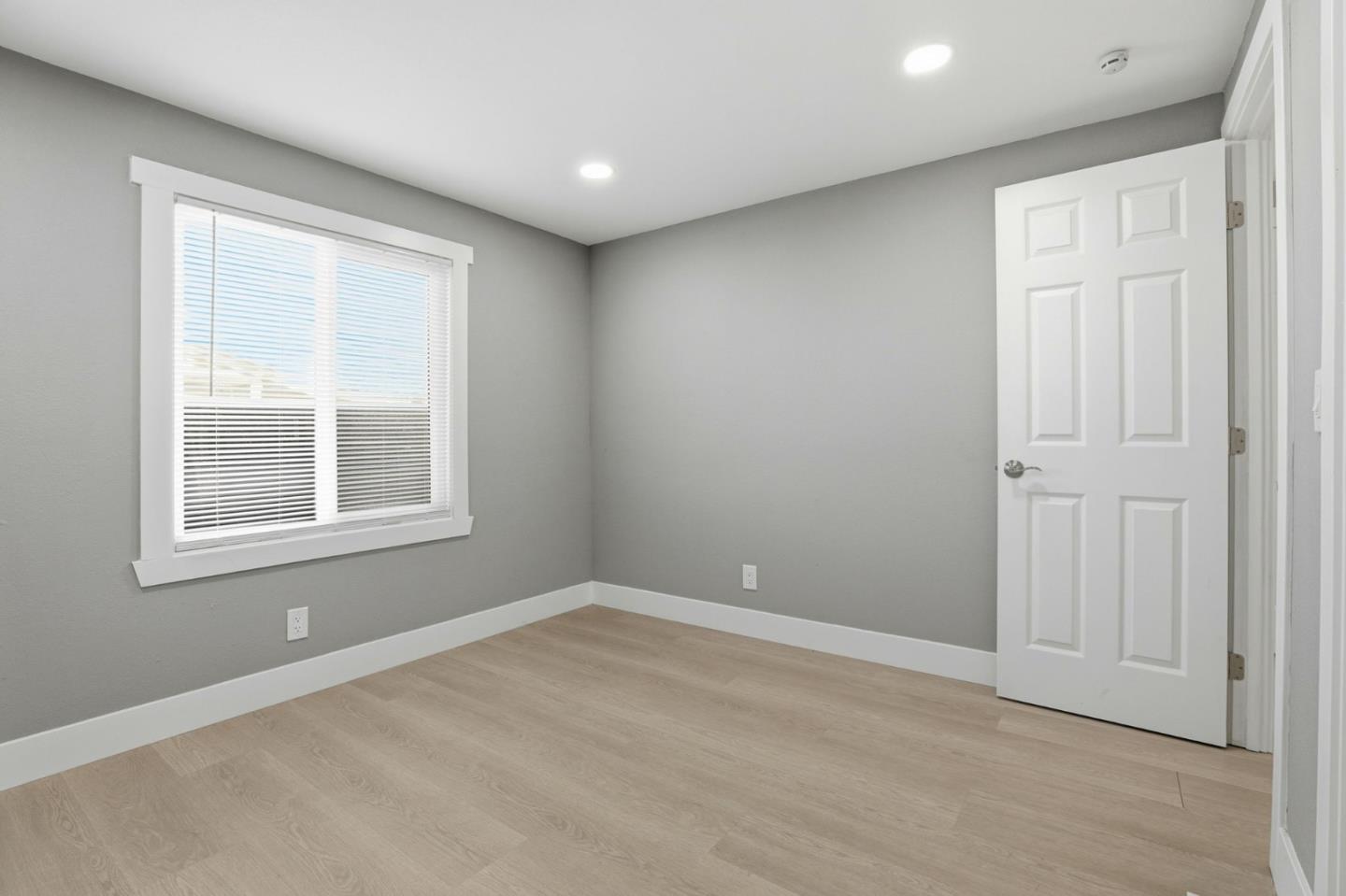Detail Gallery Image 28 of 37 For 174 Redwood Ave #174,  Hollister,  CA 95023 - 4 Beds | 2 Baths