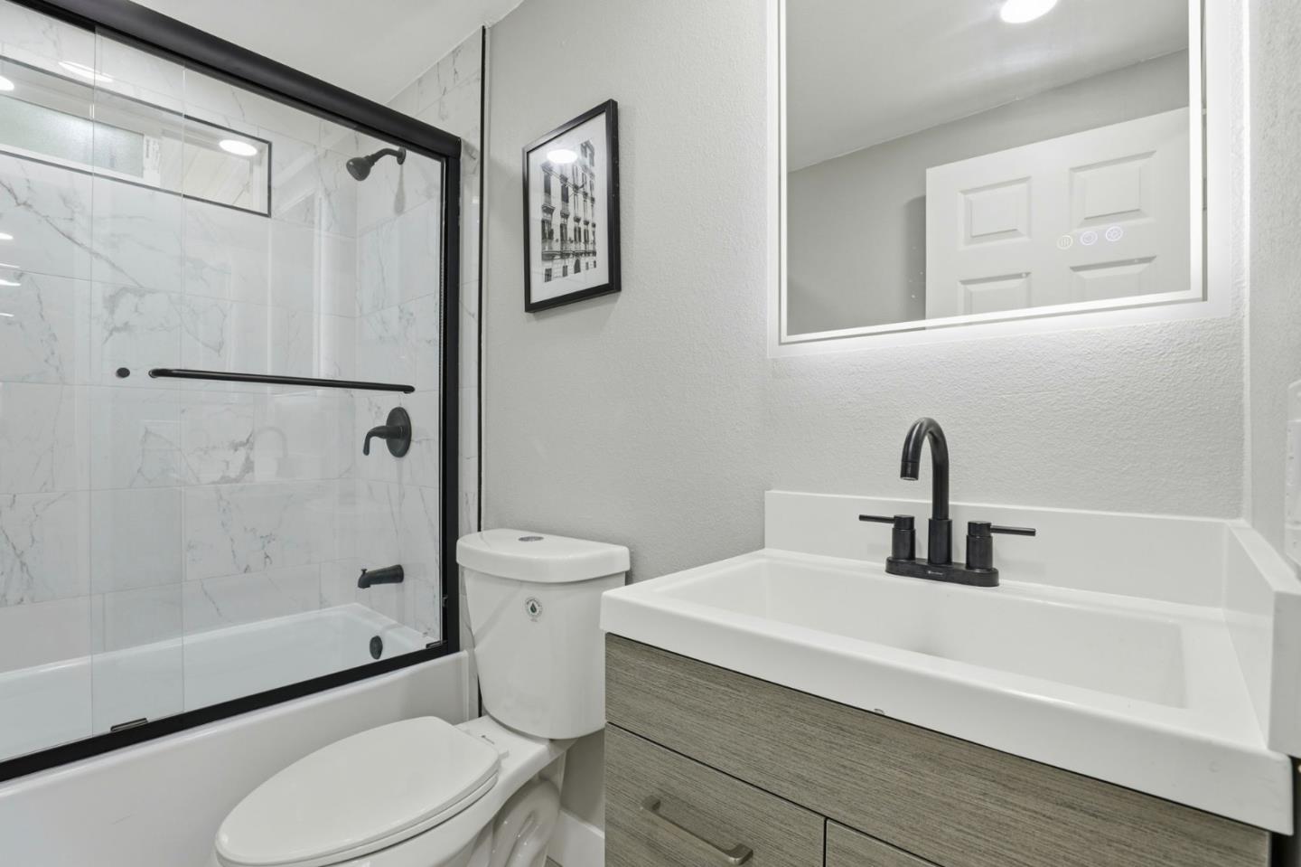 Detail Gallery Image 35 of 37 For 174 Redwood Ave #174,  Hollister,  CA 95023 - 4 Beds | 2 Baths
