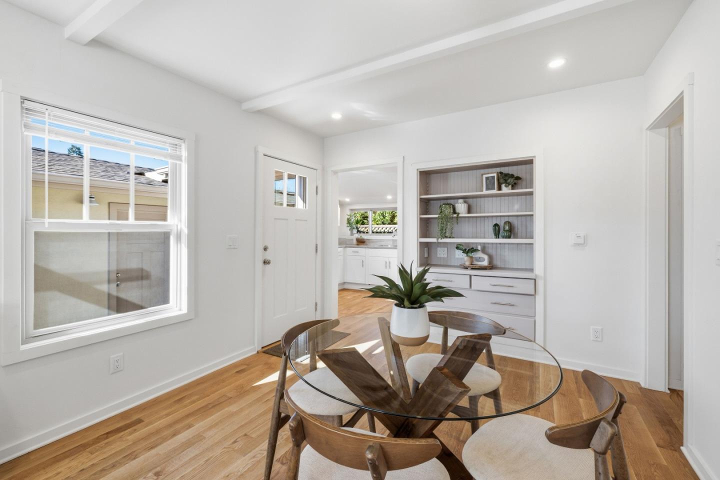 Detail Gallery Image 14 of 76 For 133 Washburn Ave, Santa Cruz,  CA 95063 - 2 Beds | 1 Baths