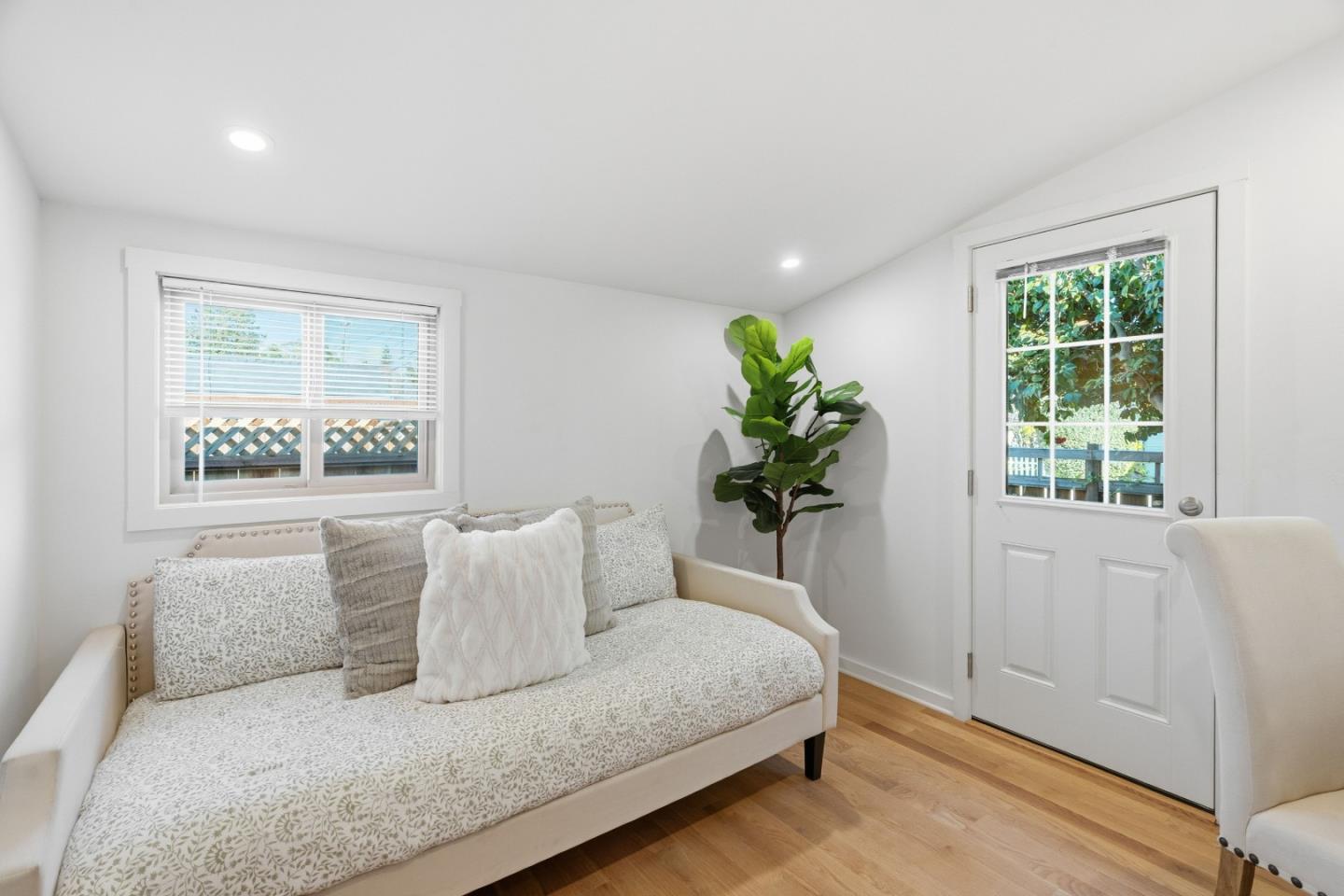 Detail Gallery Image 21 of 76 For 133 Washburn Ave, Santa Cruz,  CA 95063 - 2 Beds | 1 Baths