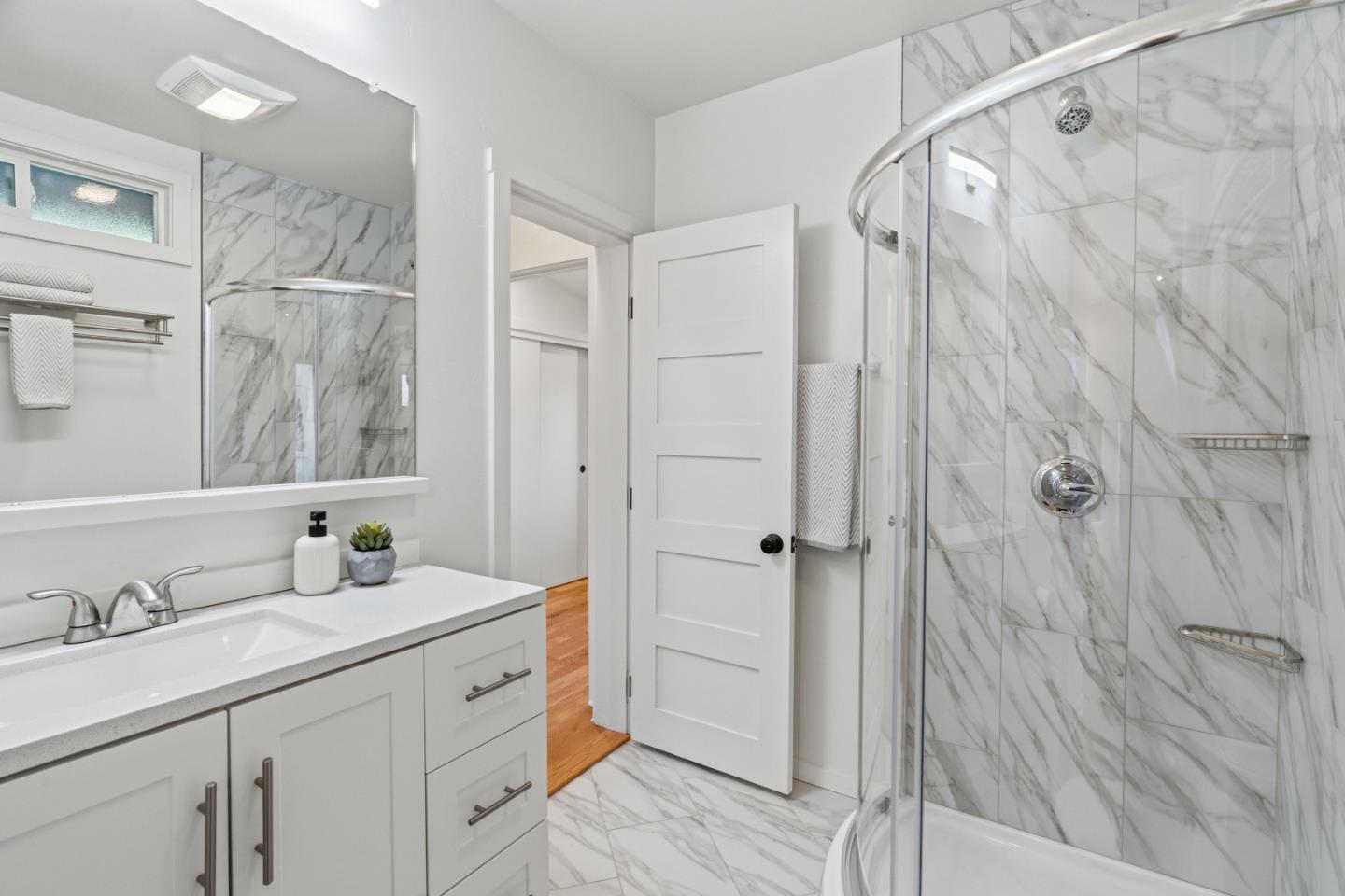 Detail Gallery Image 23 of 76 For 133 Washburn Ave, Santa Cruz,  CA 95063 - 2 Beds | 1 Baths