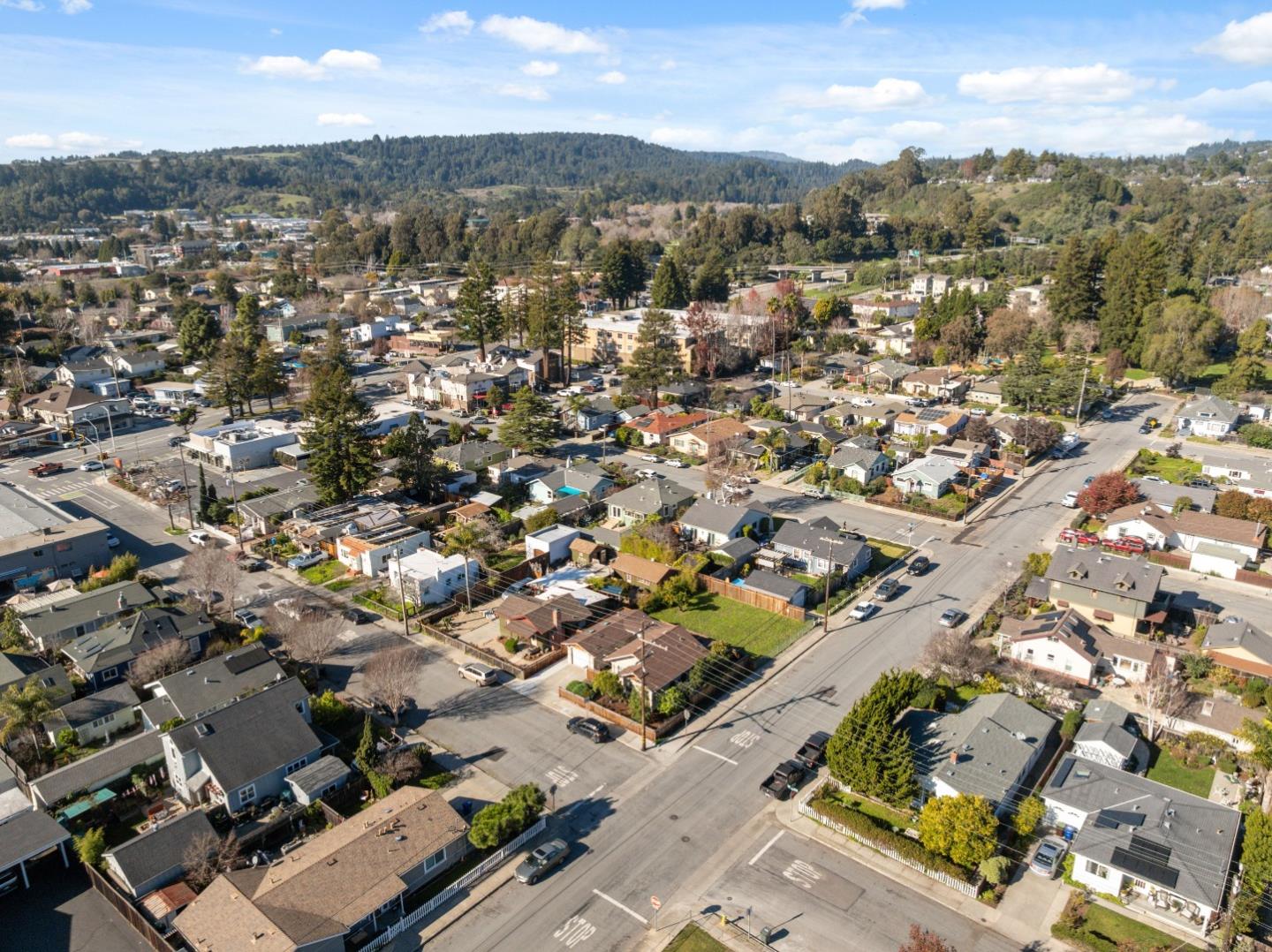 Detail Gallery Image 54 of 76 For 133 Washburn Ave, Santa Cruz,  CA 95063 - 2 Beds | 1 Baths