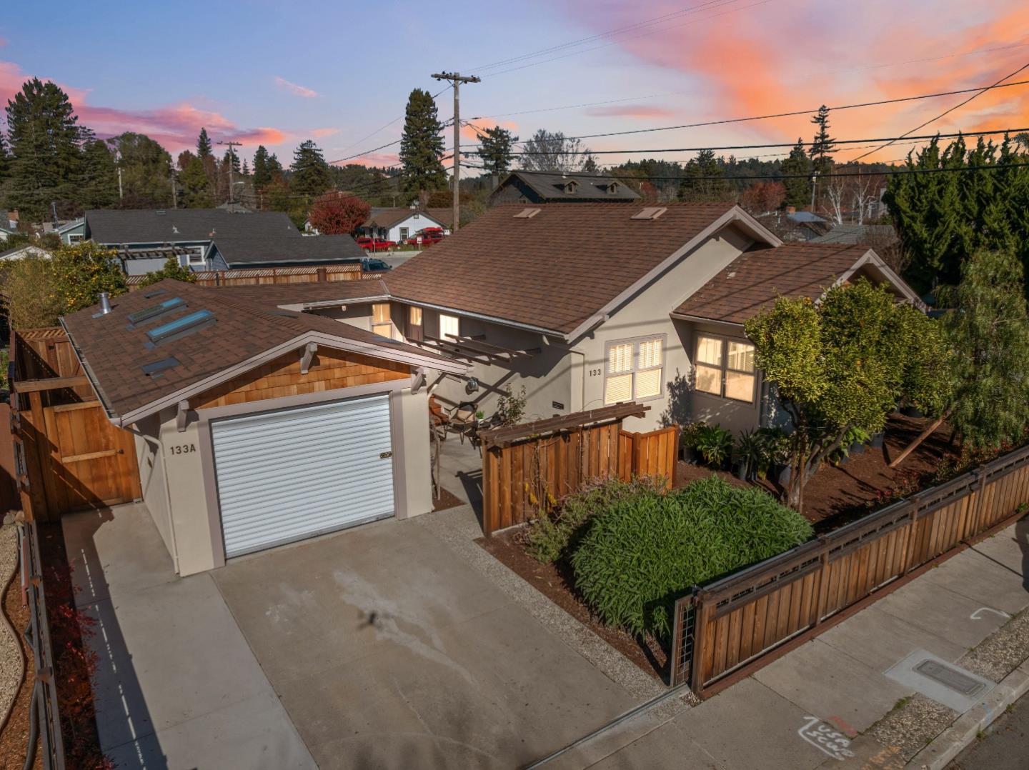 Detail Gallery Image 67 of 76 For 133 Washburn Ave, Santa Cruz,  CA 95063 - 2 Beds | 1 Baths